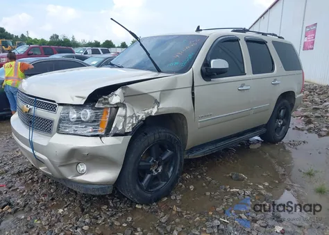 2013 Chevrolet Tahoe Ltz из США, поврежденный, VIN 1GNSKCE07DR187842